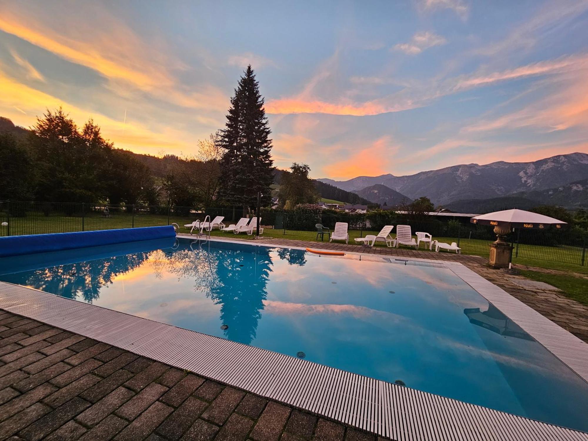 Ferienwohnung Blick Ins Gruene Rossleithen ภายนอก รูปภาพ